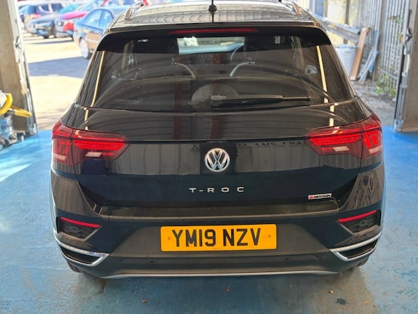 Used Volkswagen T-Roc 2019 for sale - 76056748: Photo 16