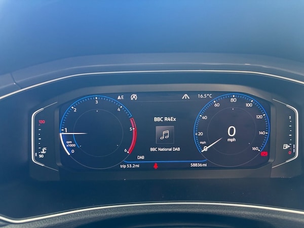 Used Volkswagen T-Roc 2019 for sale - 76056748: Photo 27