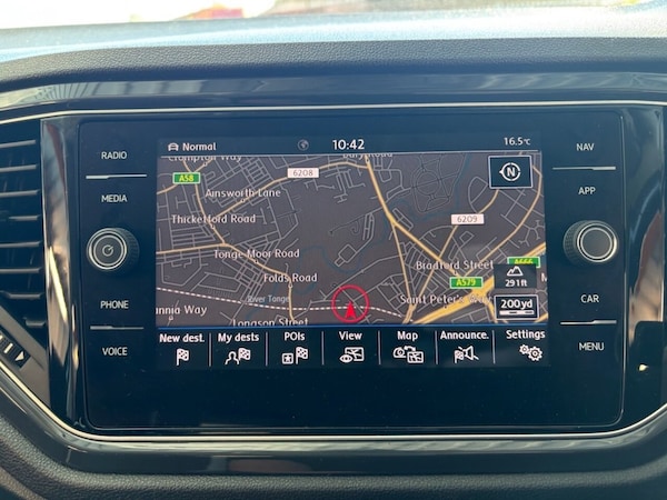 Used Volkswagen T-Roc 2019 for sale - 76056748: Photo 8