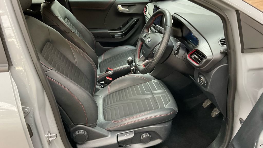 Used Ford Puma 2022 for sale - 76406621: Photo 2