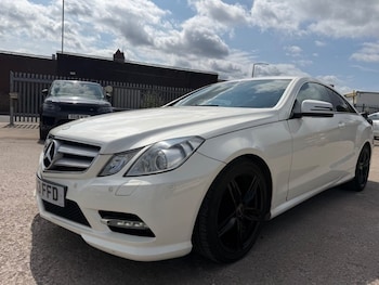 Used Mercedes-Benz E Class 2013 for sale - 79384783: Photo