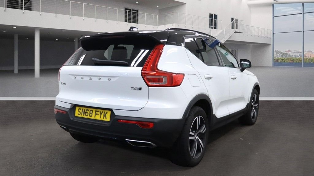Used Volvo XC40 2018 for sale - 77547075: Photo 4