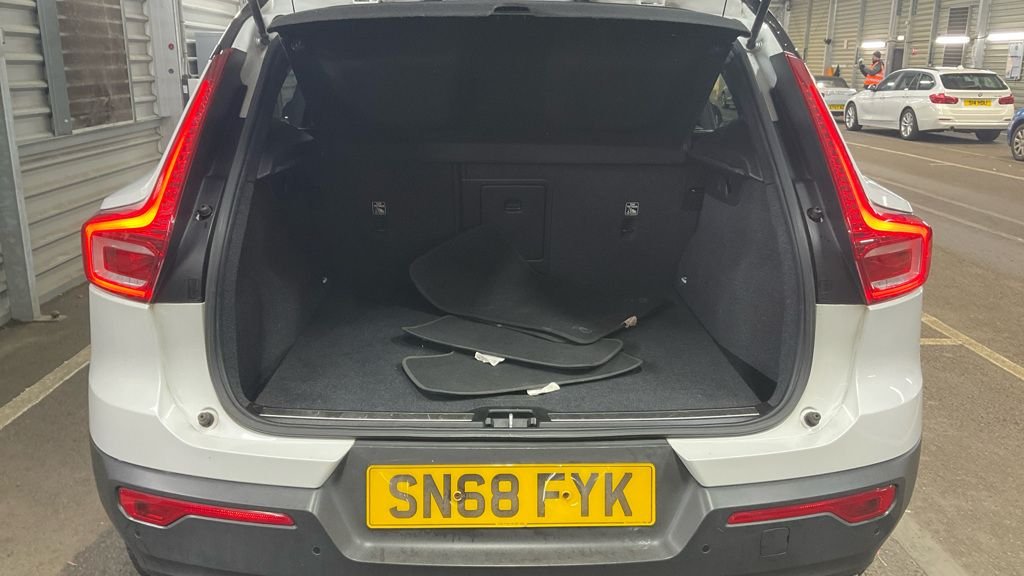 Used Volvo XC40 2018 for sale - 77547075: Photo 7