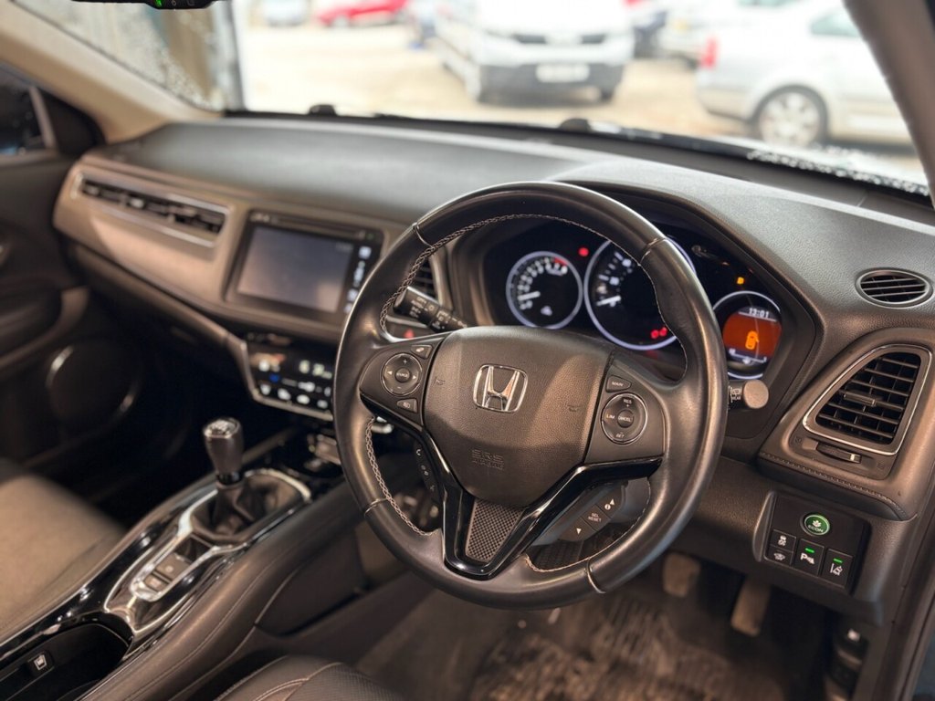 Used Honda HR-V 2020 for sale - 76210354: Photo 17