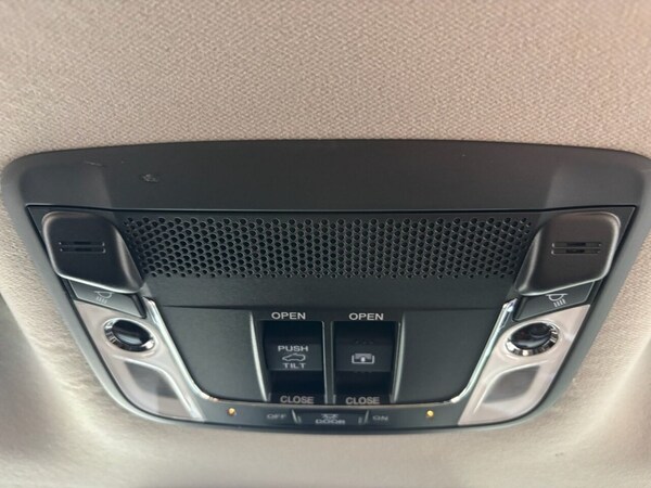Used Honda HR-V 2020 for sale - 76210354: Photo 32