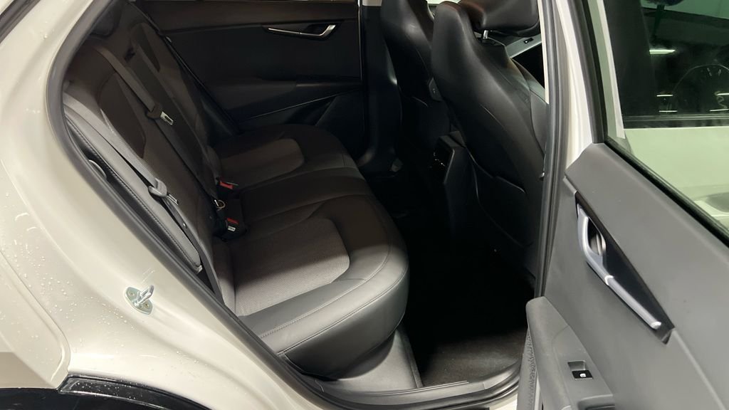 Used Kia Niro 2022 for sale - 76711323: Photo 10