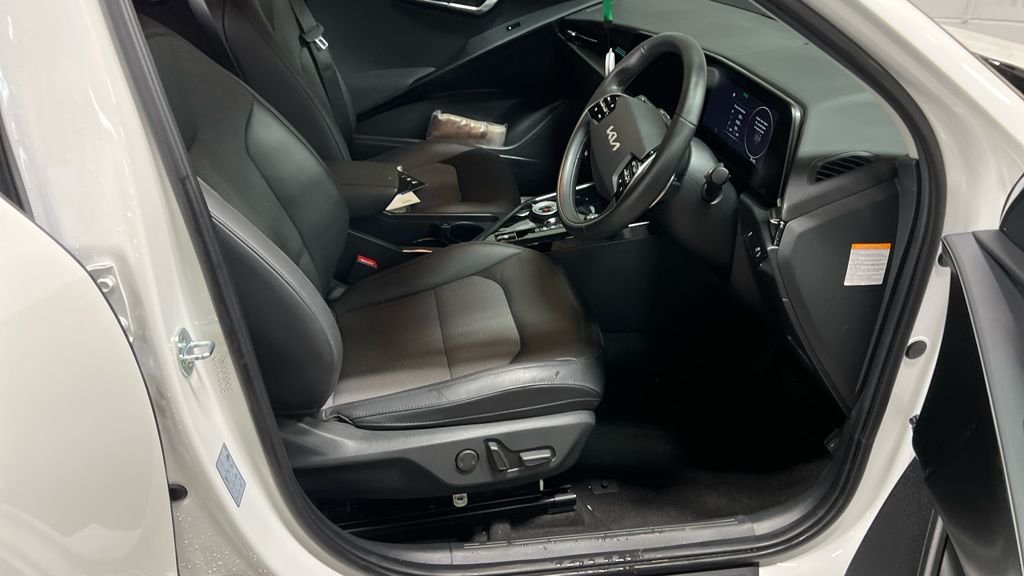 Used Kia Niro 2022 for sale - 76711323: Photo 2