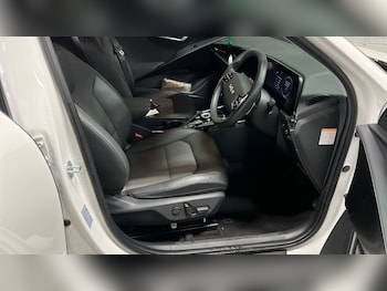 Used Kia Niro 2022 for sale - 76711323: Photo