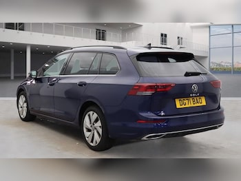 Used Volkswagen Golf 2021 for sale - 76345682: Photo