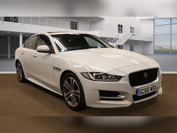 Used Jaguar XE 2015 for sale - 77967331: Photo