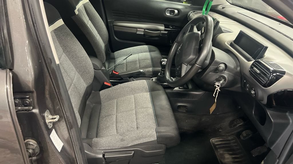 Used Citroen C4 Cactus 2018 for sale - 76923946: Photo 2