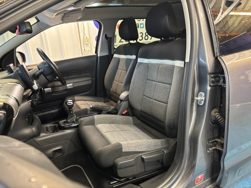 Used Citroen C4 Cactus 2018 for sale - 76923946: Photo 30