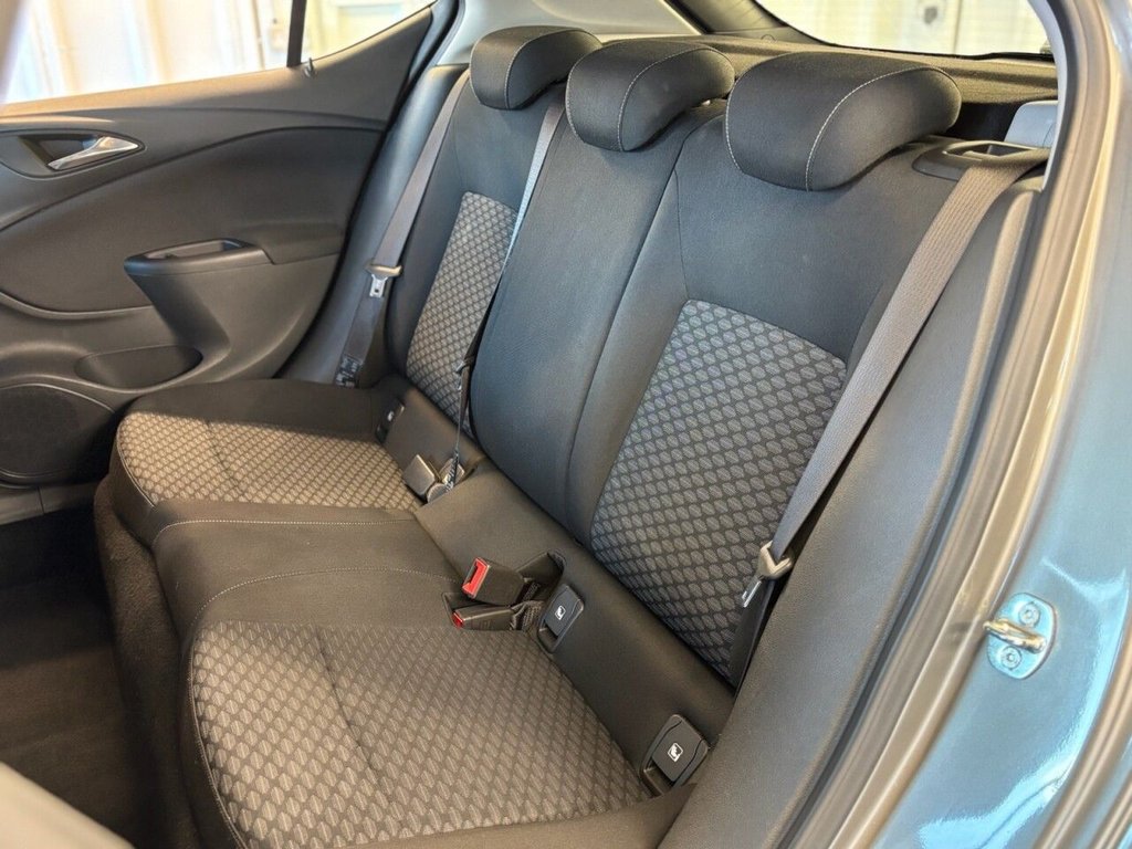 Used Vauxhall Astra 2017 for sale - 77384612: Photo 32