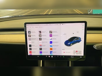 Used Tesla Model 3 2019 for sale - 77748543: Photo