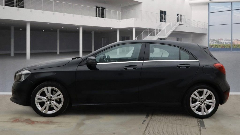 Used Mercedes-Benz A-Class 2017 for sale - 77452384: Photo 10