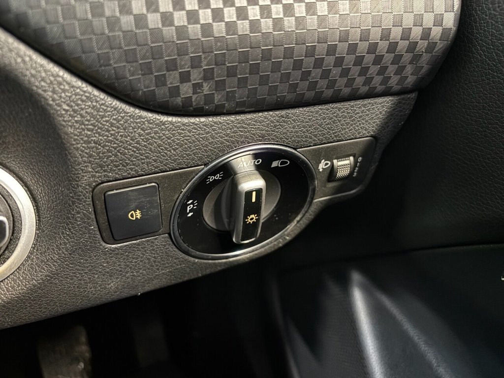 Used Mercedes-Benz A-Class 2017 for sale - 77452384: Photo 20