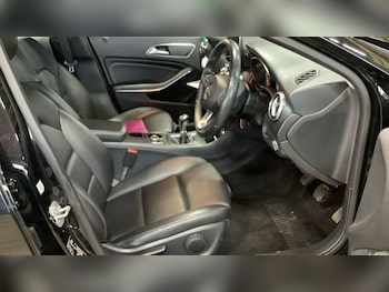 Used Mercedes-Benz A-Class 2017 for sale - 77452384: Photo