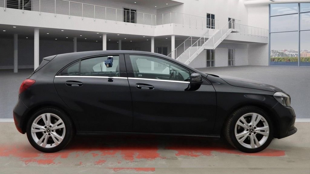 Used Mercedes-Benz A-Class 2017 for sale - 77452384: Photo 9