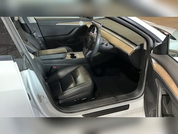 Used Tesla Model 3 2021 for sale - 78819274: Photo