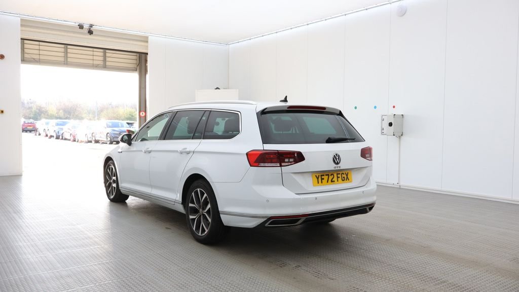 Used Volkswagen Passat 2022 for sale - 76740452: Photo 9