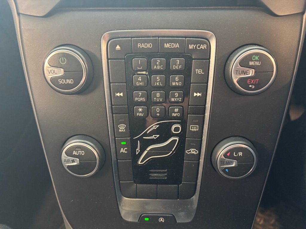 Used Volvo V40 2013 for sale - 75985937: Photo 27