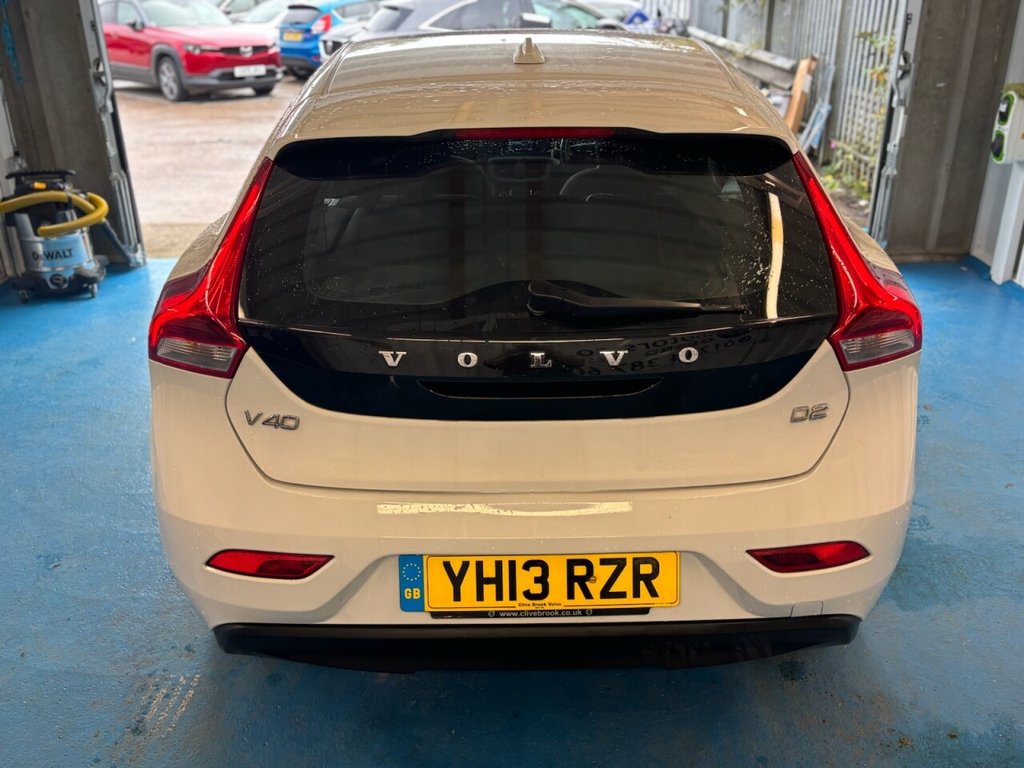 Used Volvo V40 2013 for sale - 75985937: Photo 8