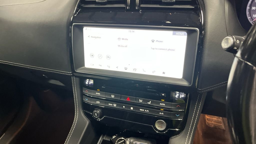 Used Jaguar F-Pace 2019 for sale - 77967659: Photo 14