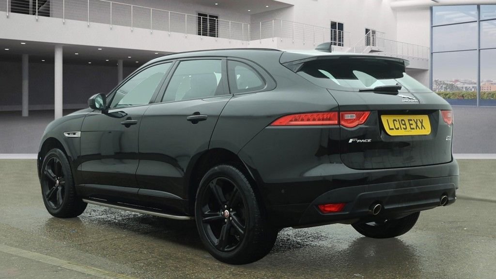 Used Jaguar F-Pace 2019 for sale - 77967659: Photo 6