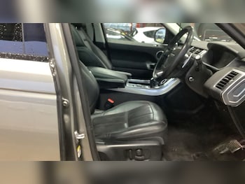 Used Land Rover Range Rover Sport 2019 for sale - 77384516: Photo