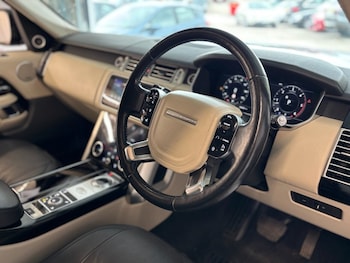 Used Land Rover Range Rover 2018 for sale - 75596507: Photo