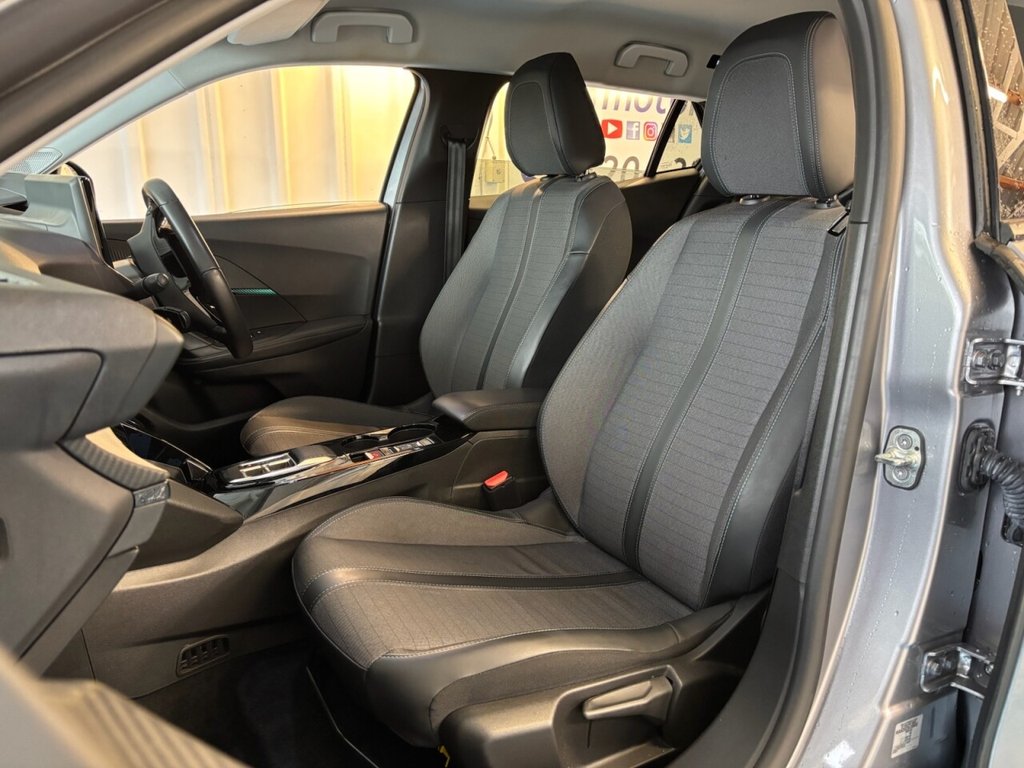 Used Peugeot E-2008 2022 for sale - 76048393: Photo 21