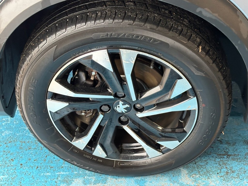 Used Peugeot E-2008 2022 for sale - 76048393: Photo 35