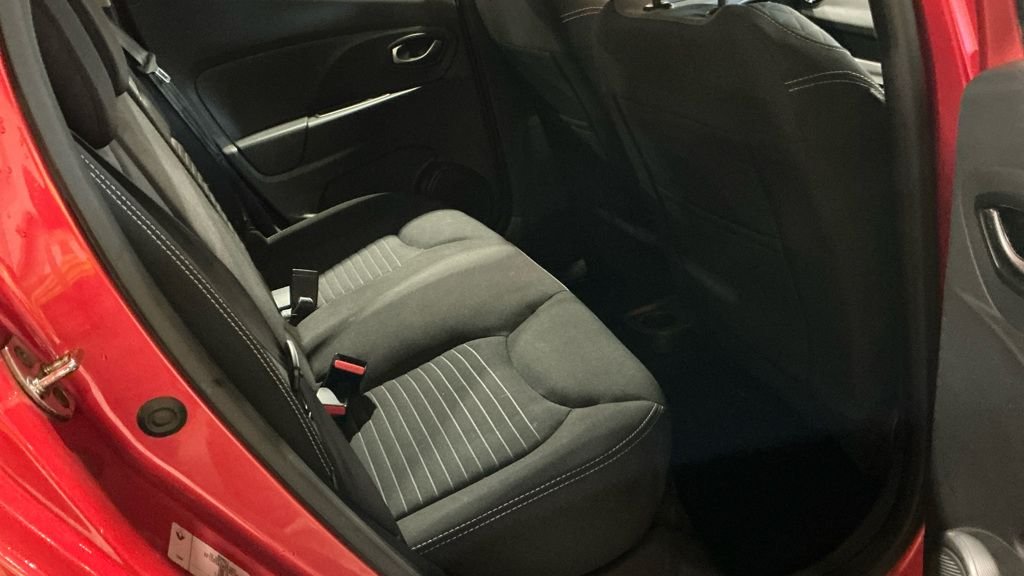 Used Renault Clio 2015 for sale - 77276224: Photo 10
