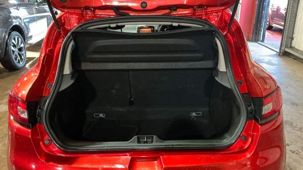 Used Renault Clio 2015 for sale - 77276224: Photo 9