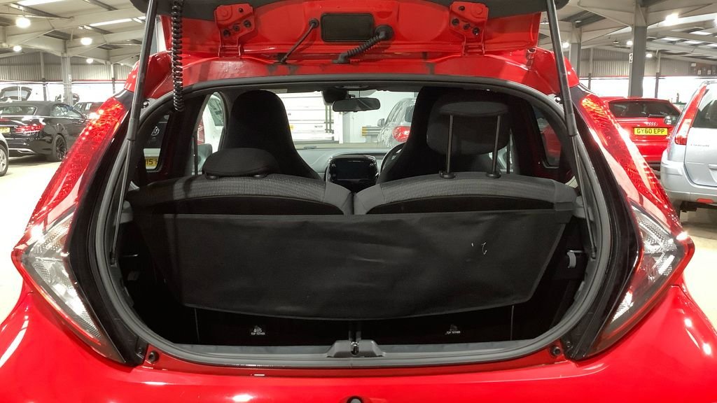 Used Toyota AYGO 2021 for sale - 76429933: Photo 11