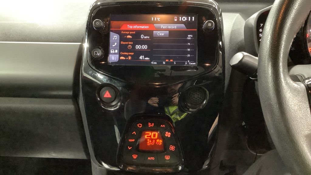 Used Toyota AYGO 2021 for sale - 76429933: Photo 14