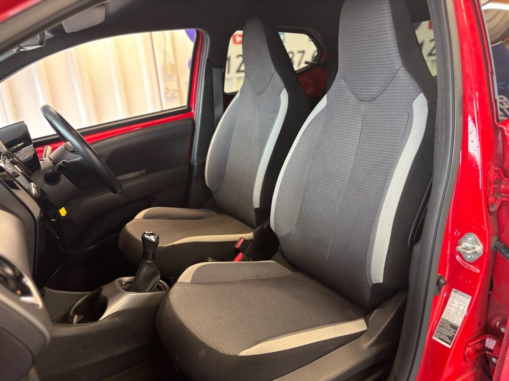 Used Toyota AYGO 2021 for sale - 76429933: Photo 26