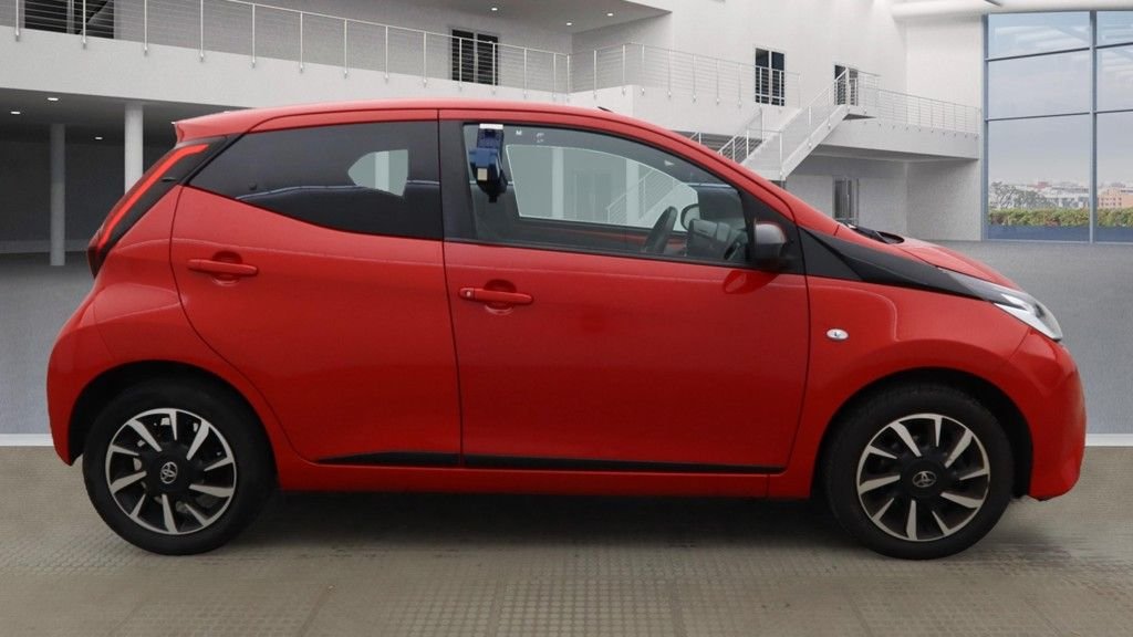 Used Toyota AYGO 2021 for sale - 76429933: Photo 9