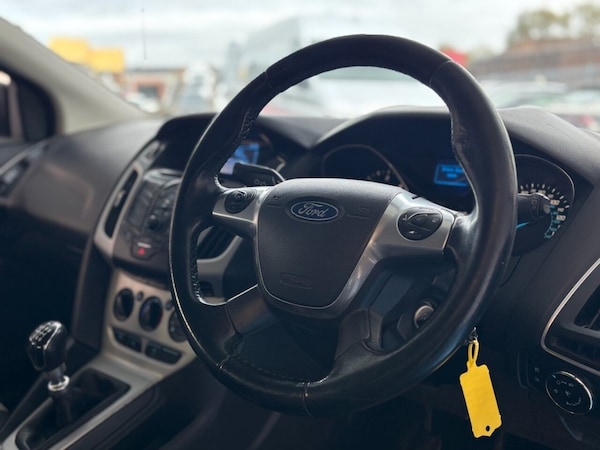 Used Ford Focus 2013 for sale - 76132543: Photo 13