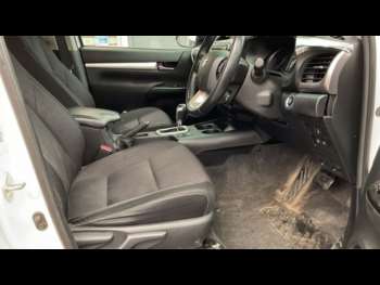 Used Toyota Hilux 2018 for sale - 74930325: Photo