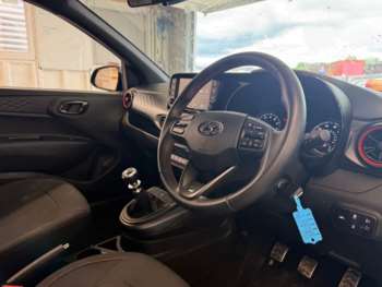 Used Hyundai i10 2023 for sale - 74931151: Photo
