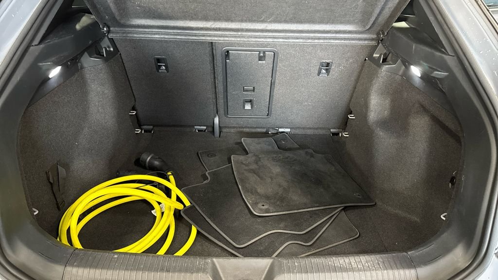 Used Volkswagen ID.4 2022 for sale - 77038307: Photo 10