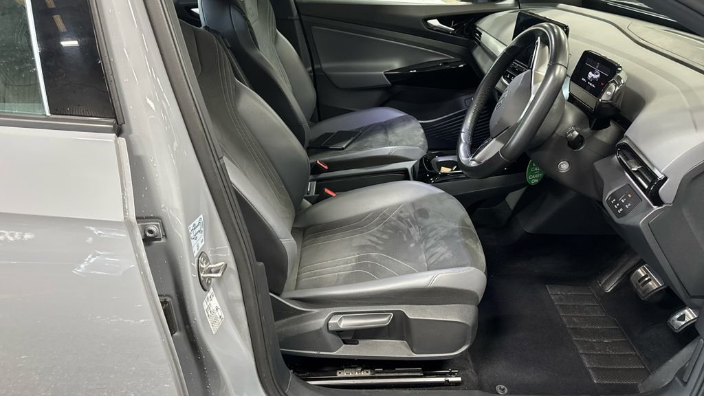 Used Volkswagen ID.4 2022 for sale - 77038307: Photo 2