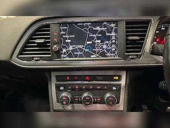 Used SEAT Leon 2018 for sale - 78372849: Photo