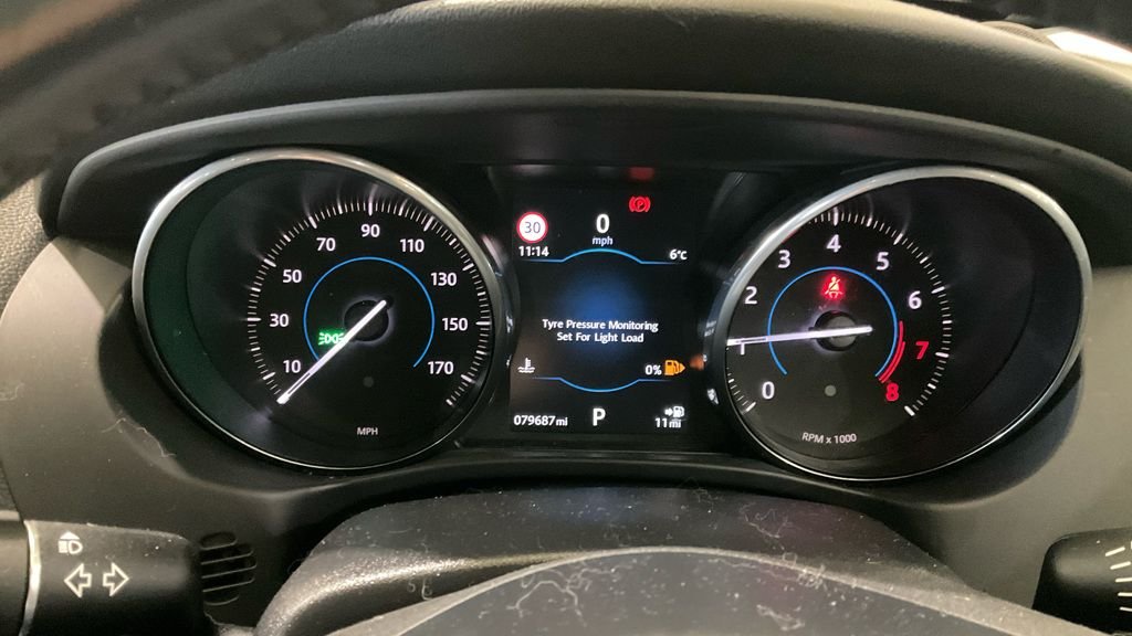 Used Jaguar XE 2017 for sale - 78167266: Photo 13