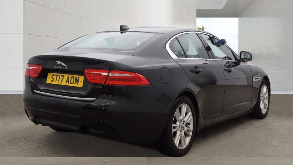 Used Jaguar XE 2017 for sale - 78167266: Photo 7