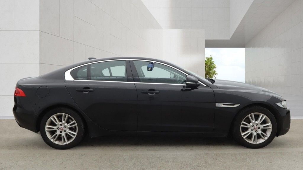 Used Jaguar XE 2017 for sale - 78167266: Photo 9