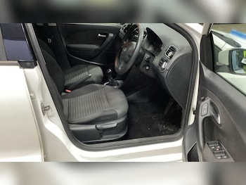 Used Volkswagen Polo 2013 for sale - 77437052: Photo