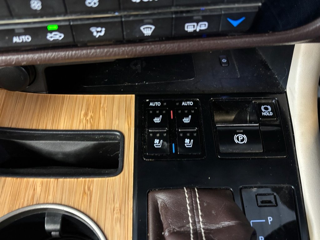 Used Lexus RX L 2020 for sale - 76973779: Photo 25