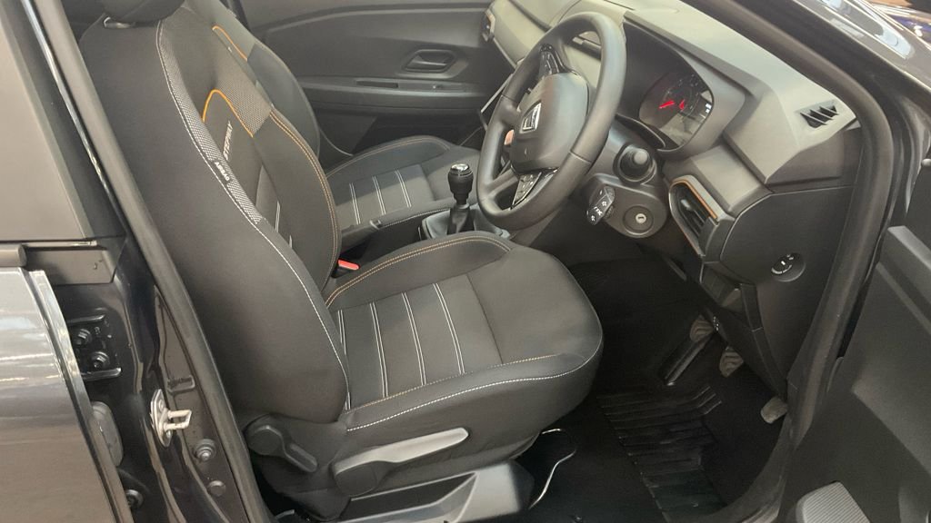 Used Dacia Sandero Stepway 2021 for sale - 77072767: Photo 2